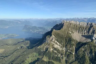 Hubschrauber- Rundflug Rigi - Erstfeld - Engelberg - Luzern
