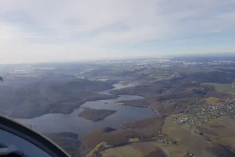 Rundflug über Aachen -> Rursee -> Tagebau Inden