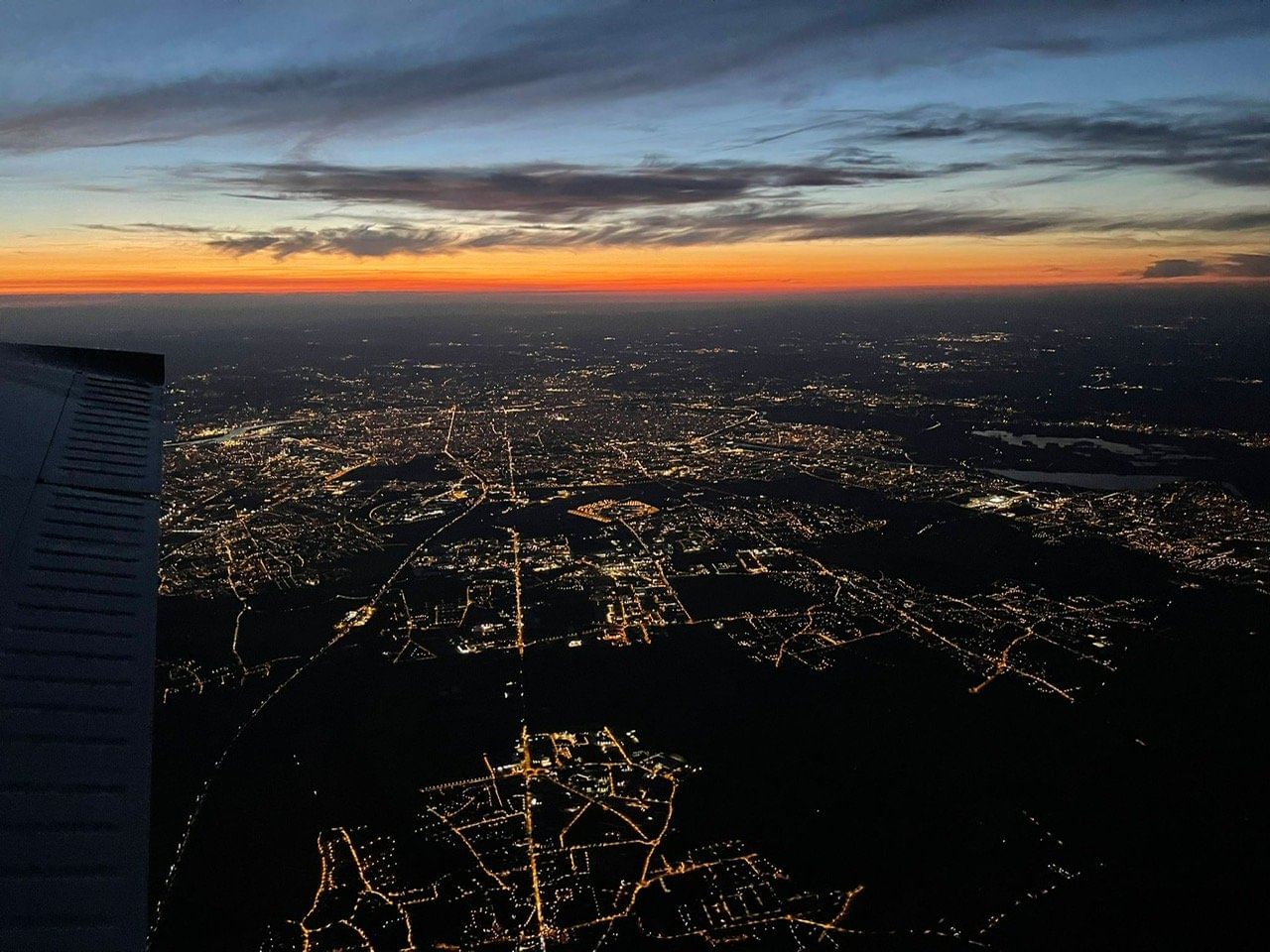 Balade aérienne : coucher de soleil et vol de nuit