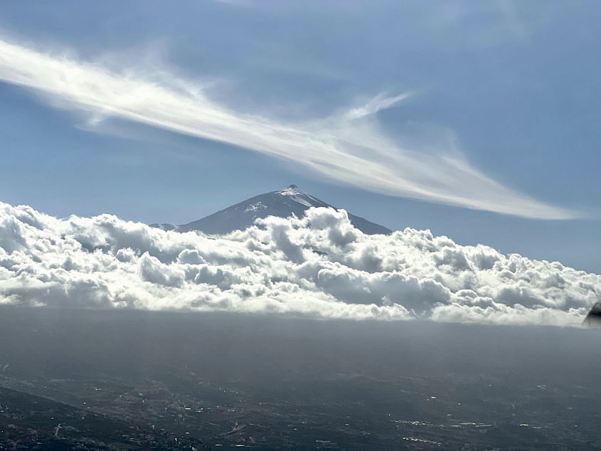 Flight around Tenerife