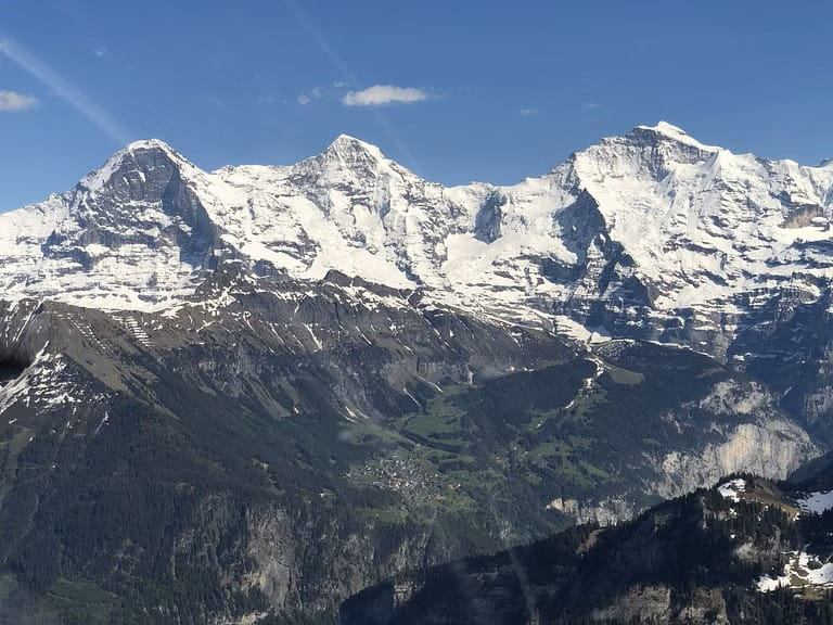 Eiger, Mönch, Jungfraujoch, Jungfrau, unten Wengen
