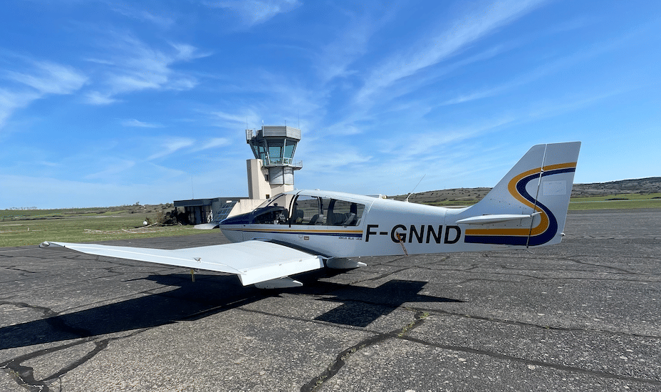 Vue arrière du DR400