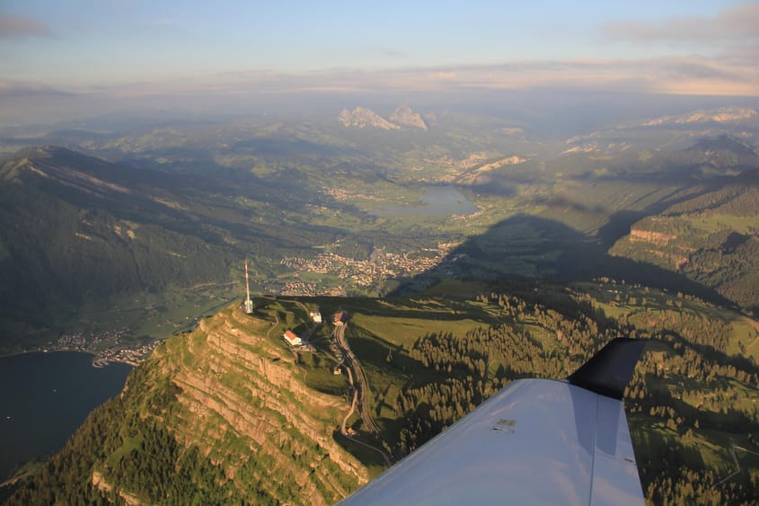 Fliege ab Zürich Kloten zu "Best of" Innerschweiz
