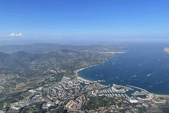 Survol du Golfe de Saint-Tropez, Pampelonne, Porquerolles