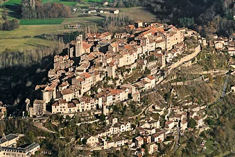 Gorges de l'Aveyron, forteresses et beaux villages