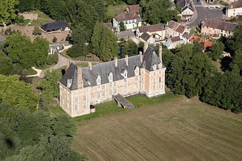 Château de Saint Amand en Puisaye