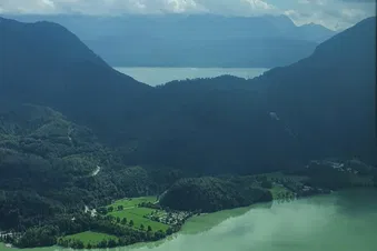 Kochelsee mit Blick auf den Walchensee