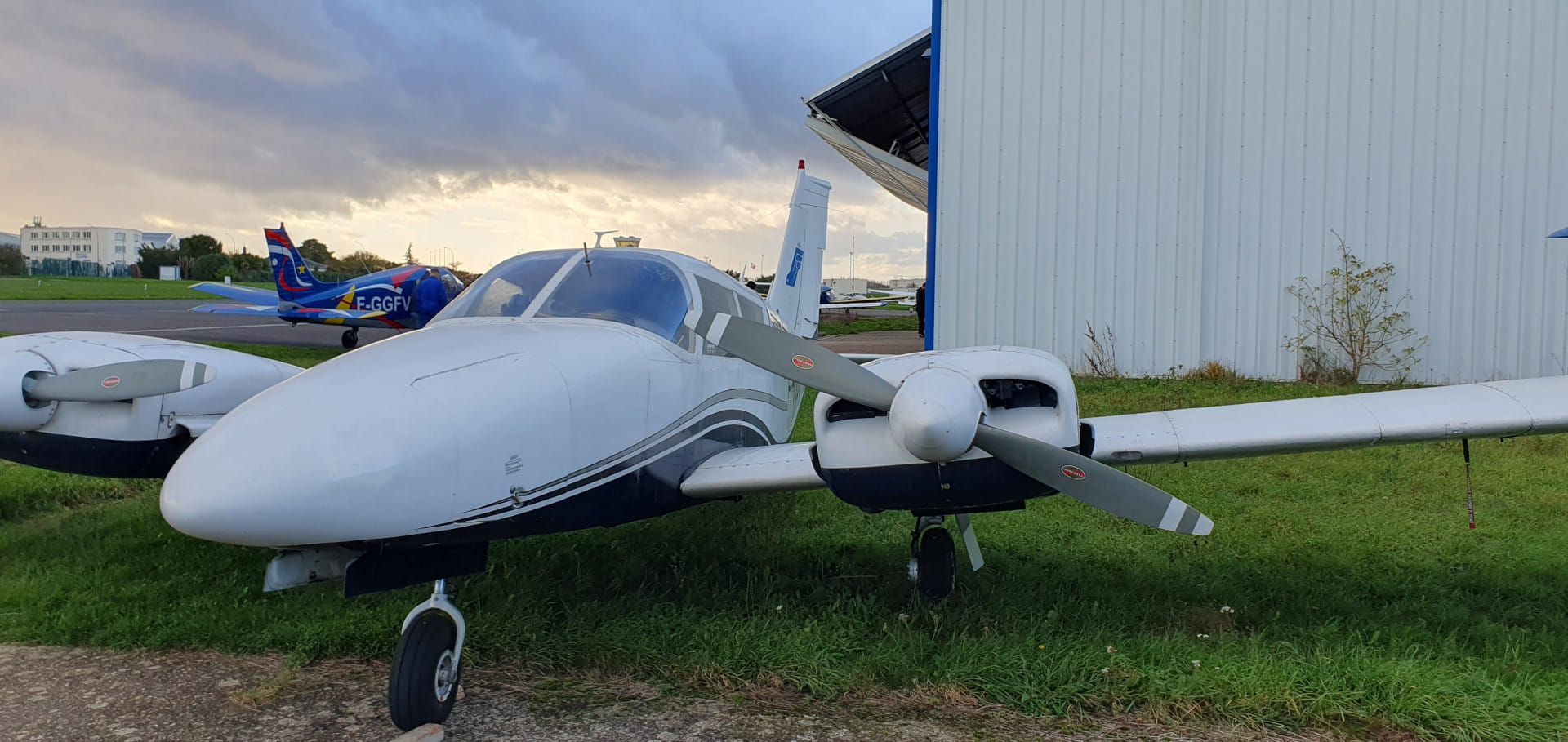 Vol pour l'île D'Oléron en bimoteur | 5 passagers
