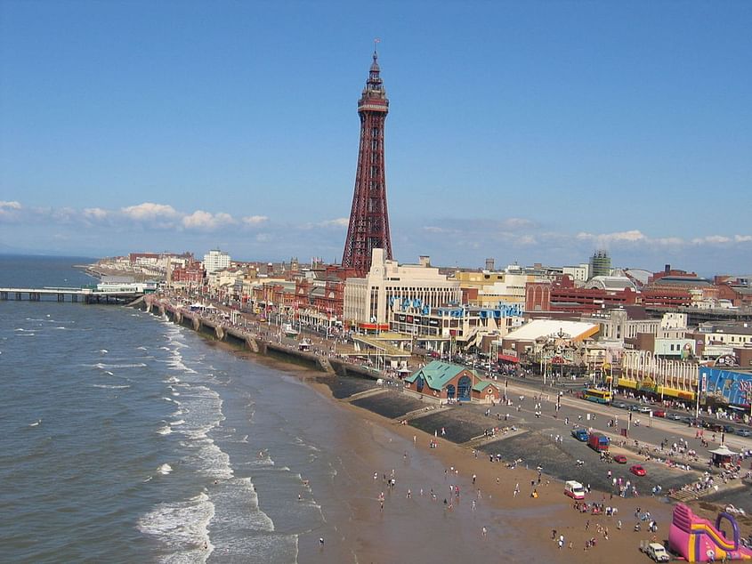Family trip to Blackpool from London (for up to 5 )