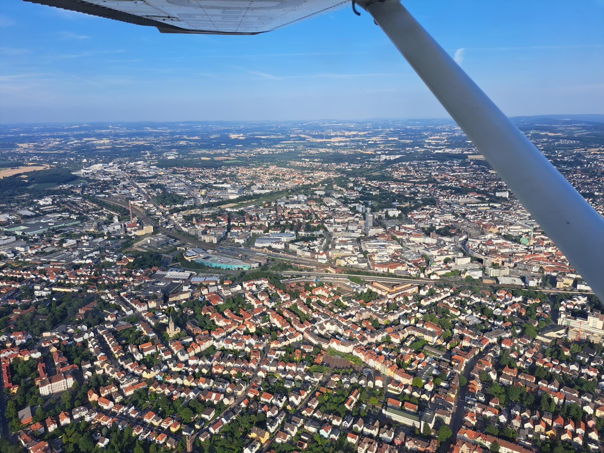 Rundflug ab Bielefeld für 1 Stunde die Richtung bestimmst du