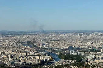 Paris et Versailles vus du ciel — un souvenir pour la vie