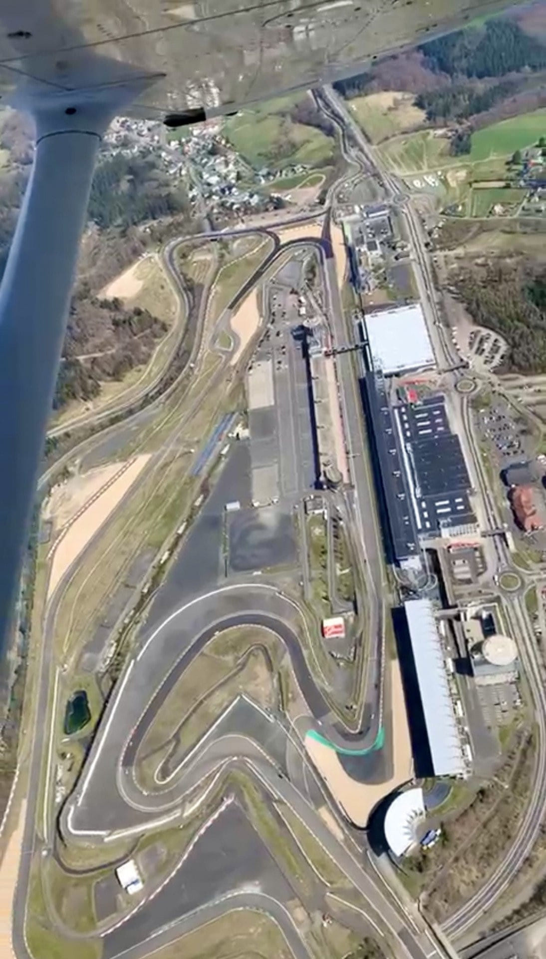 2-3 Pers. Rundflug: Eifel-Nürburgring & Siebengebirge