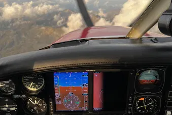 Alpenrundflug von Salzburg aus über die Gipfel deiner Wahl!