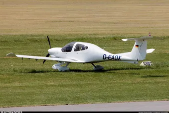 DA40 von hinten