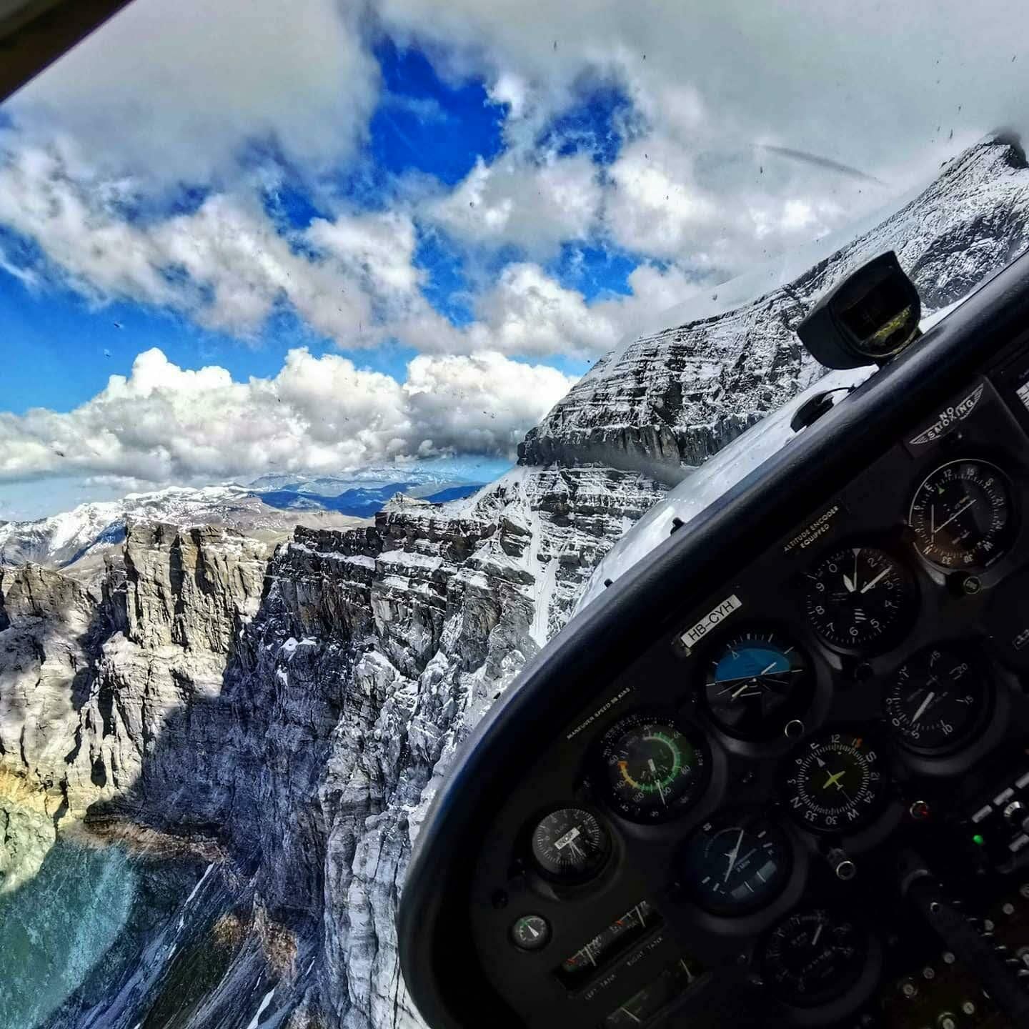 Sightseeing from a modern aircraft