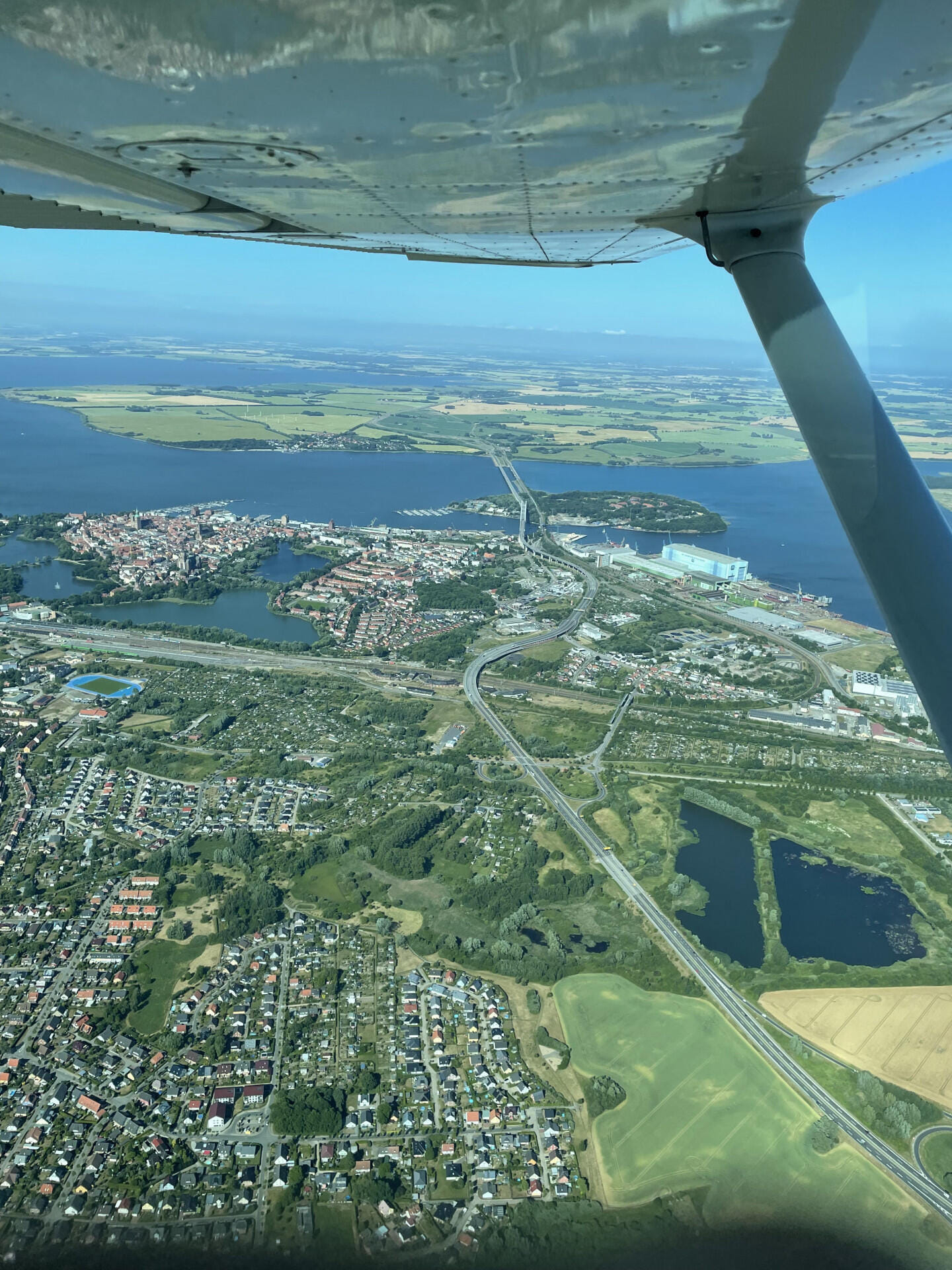 Rundflug entlang der Ostseeküste