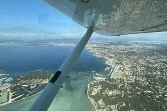 Évasion aérienne au-dessus des joyaux de la Côte d’Azur