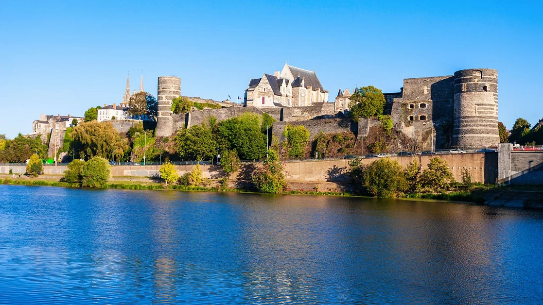 Vol d'initiation au pilotage et châteaux de la Loire