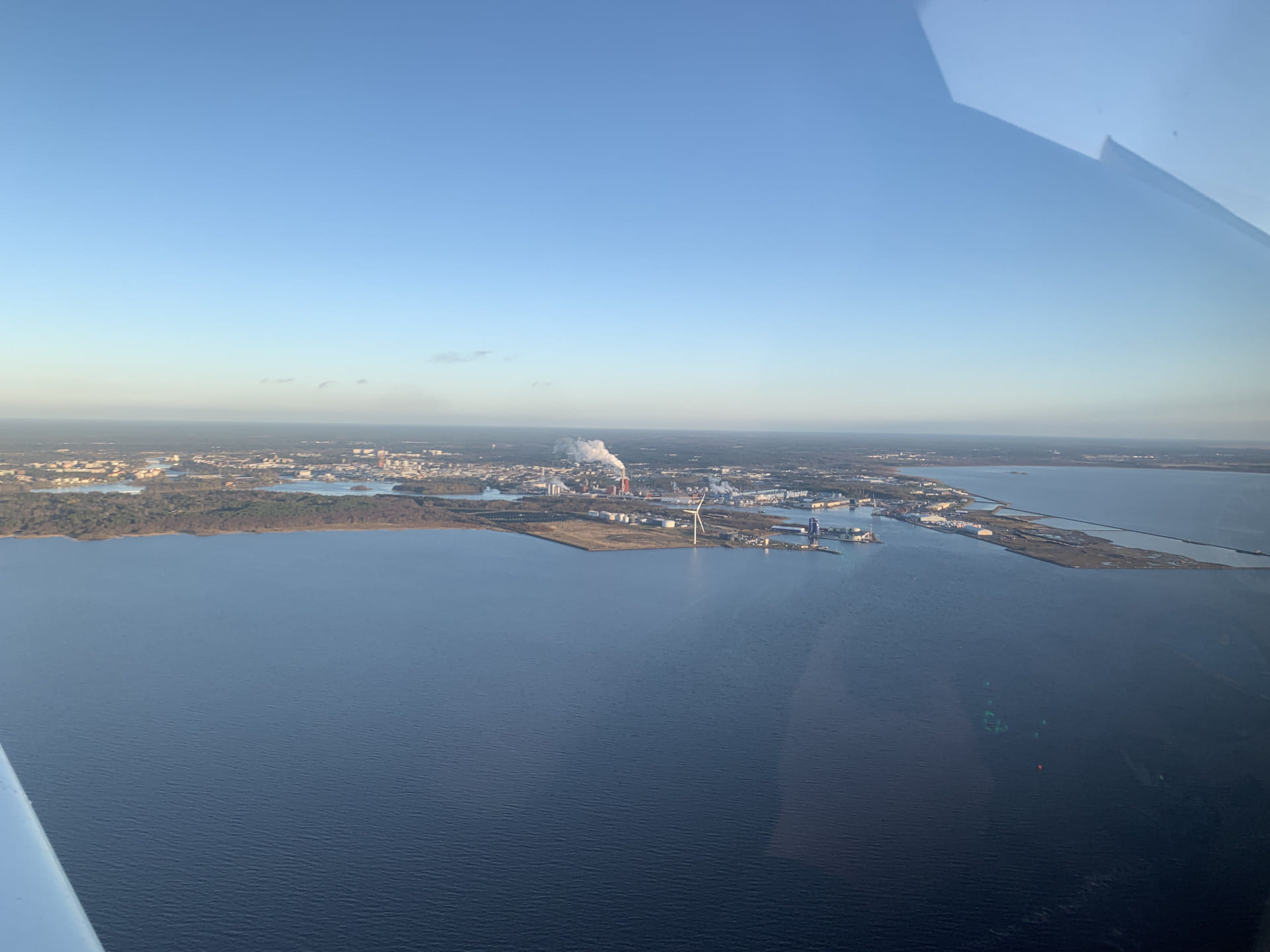 Flight towards EFOU, Oulu view.