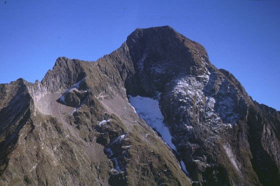 Survol des Pyrénées – Marché St Girons