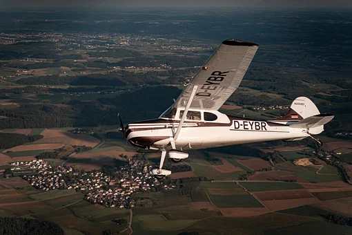 Cessna 170 B Oldtimer über dem Bayrischen Voralpenland