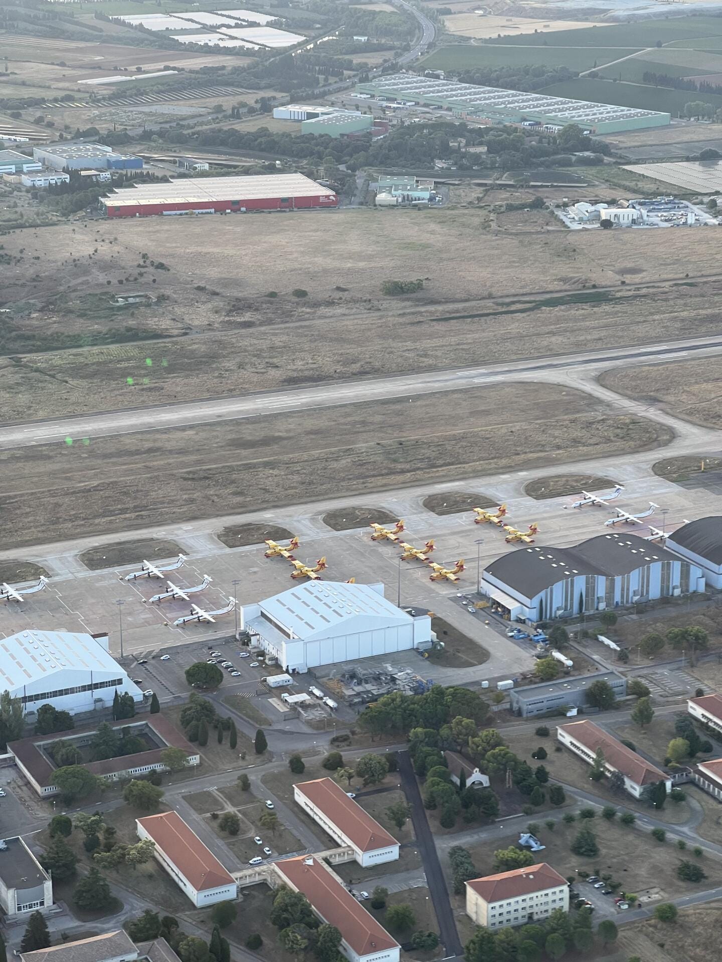 Base aérienne de Nîmes
