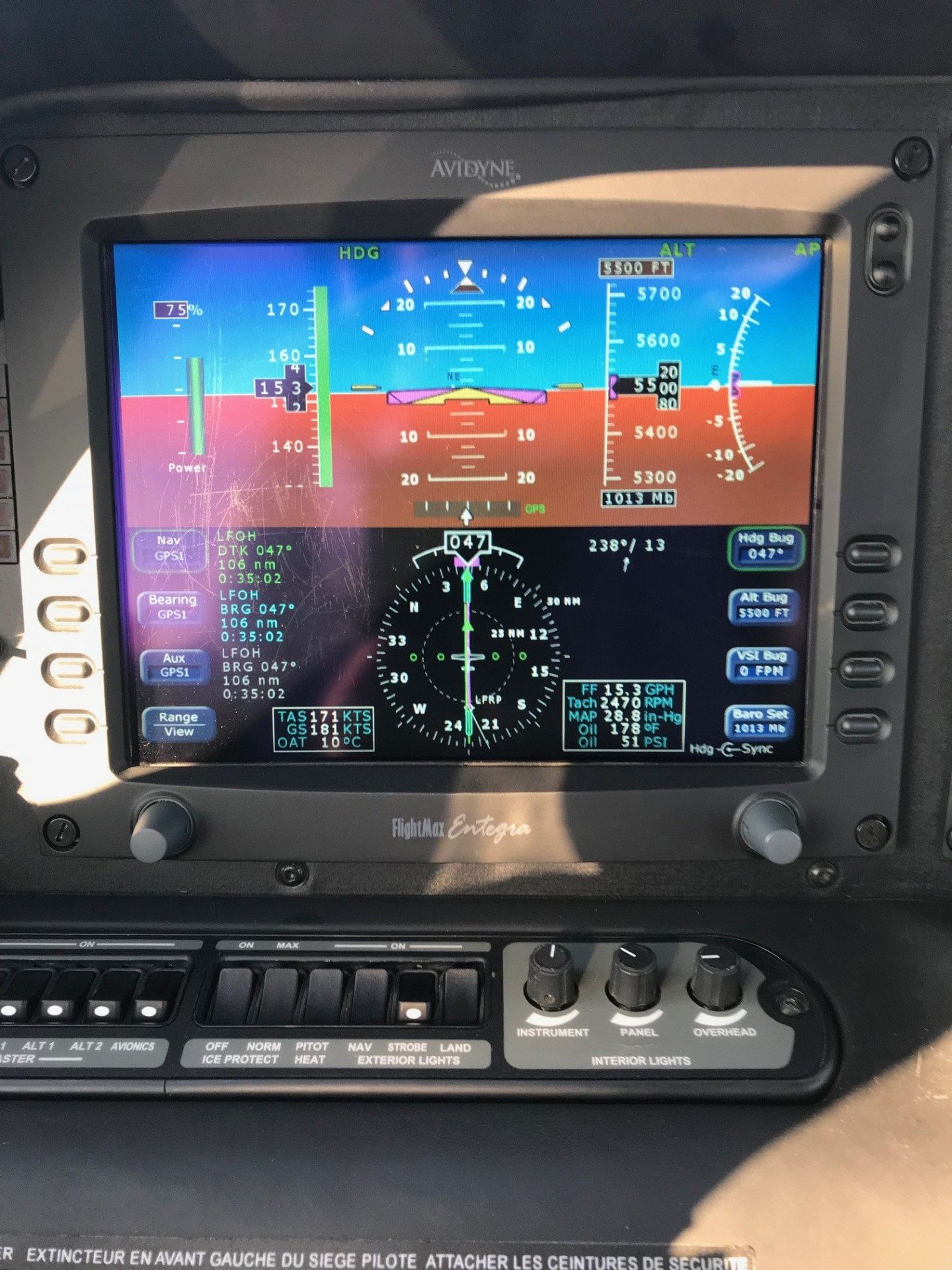 Cirrus SR22