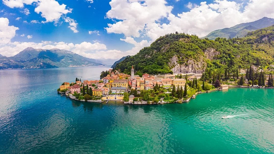 The two Lakes (Lugano, Como)