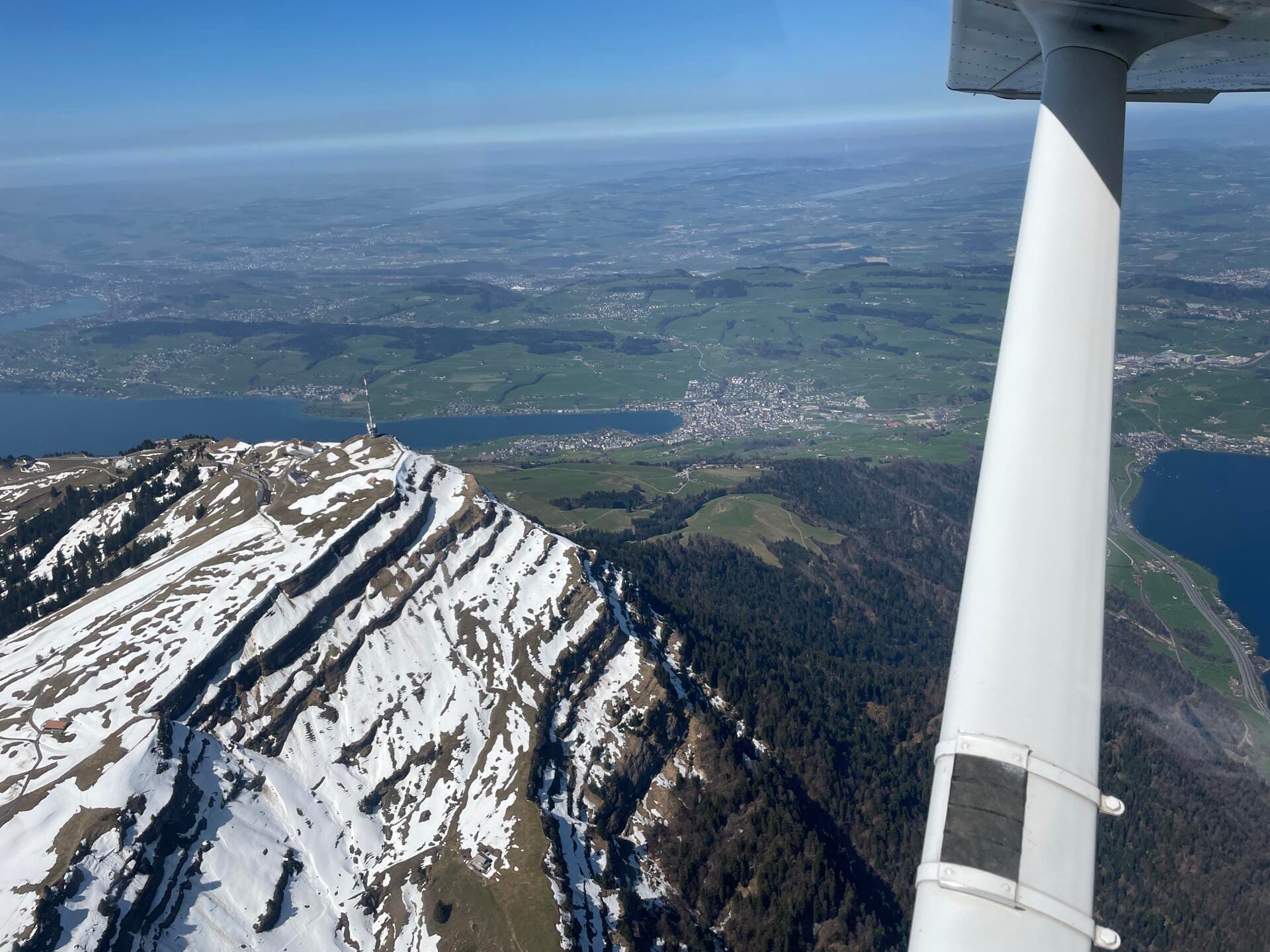 Spektakulärer Alpenrundflug: Rigi & Pilatus (2 Pax, CHF)