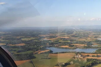 Balade aérienne : flirt avec le Jura et la Savoie
