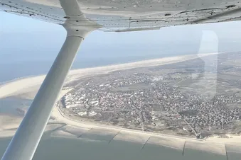 Anflug auf Borkum westlich der Insel