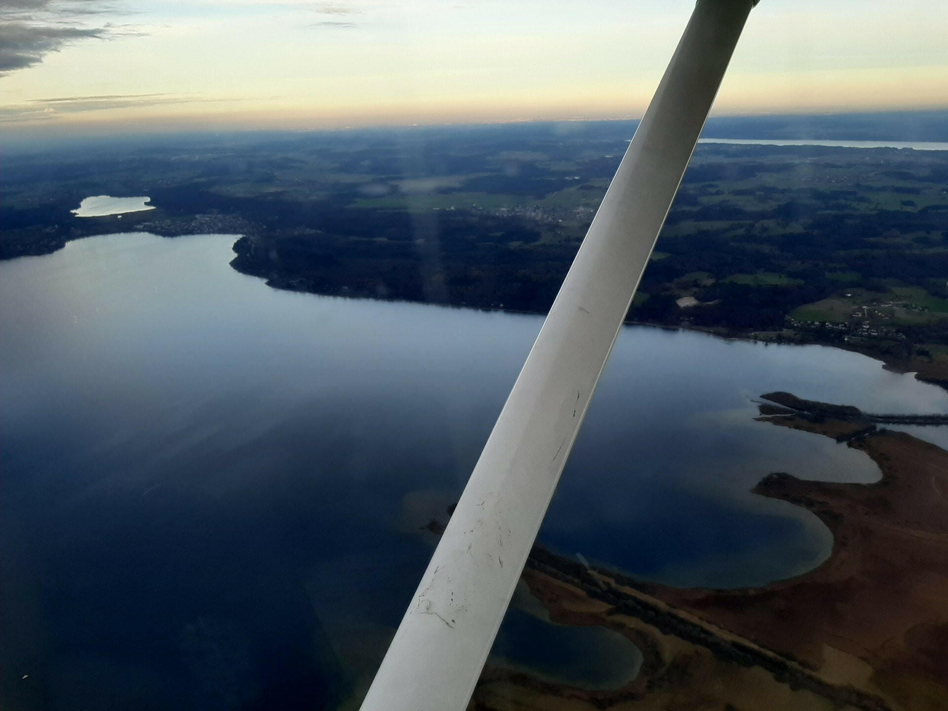 Kurzflug über 4 bayrische Seen