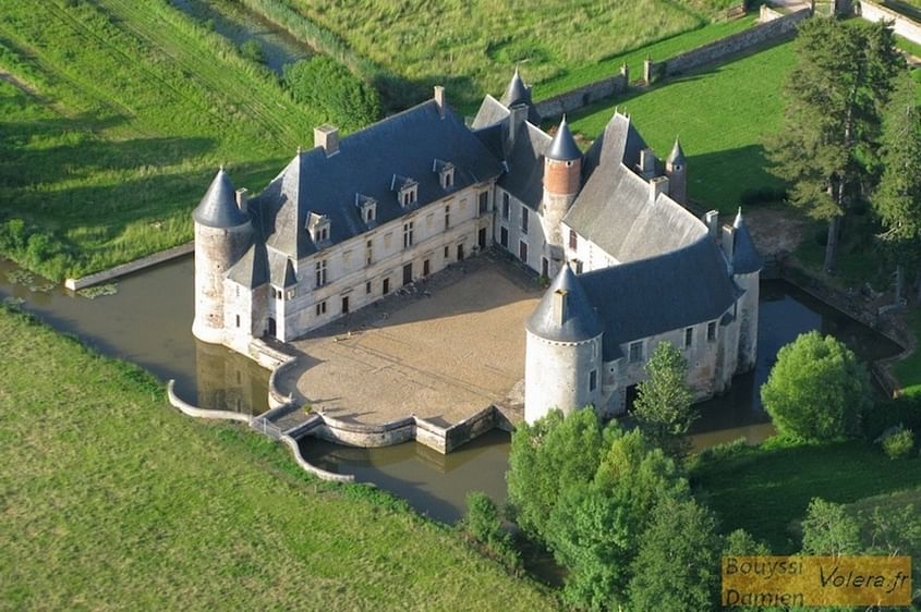 Les Châteaux cachés du Nivernais