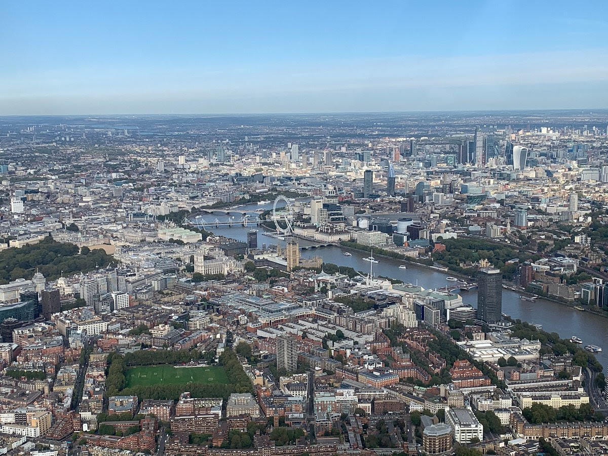 Helicopter Sightseeing Flight over London