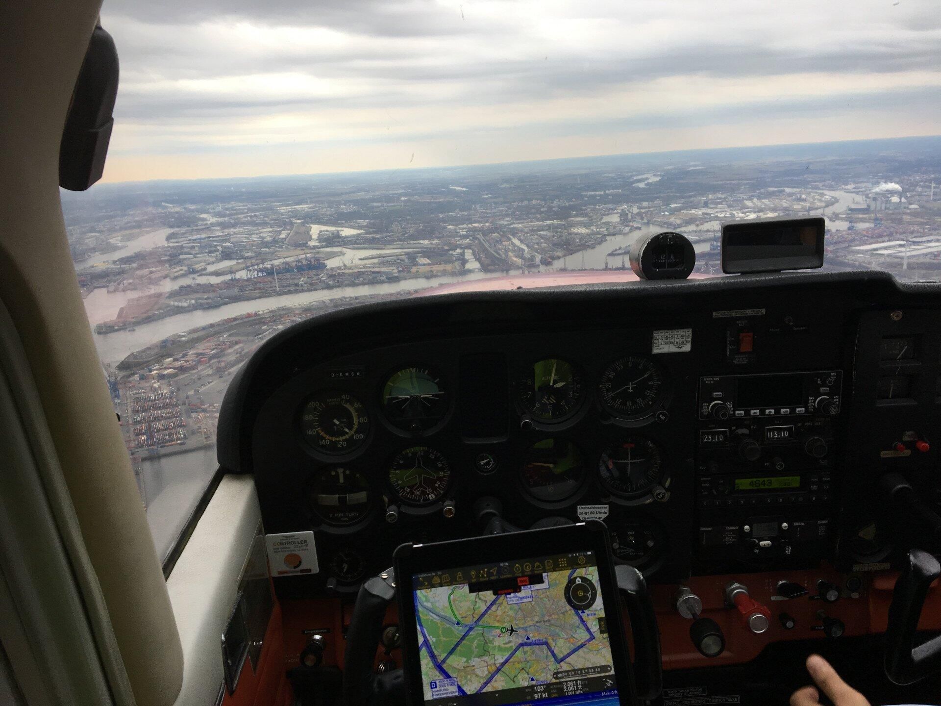 Rundflug über Hamburg