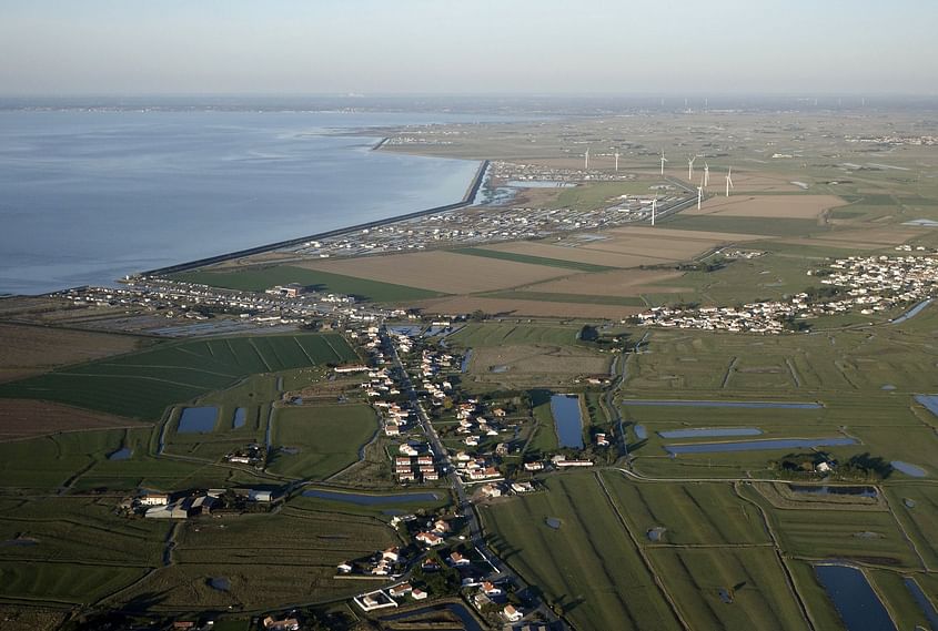 Tour de l'ile d'YEU côte vendéenne jusqu'aux SABLES d'OLONNE
