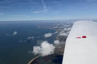Sightseeing flight with possibility to land at Lee on Solent