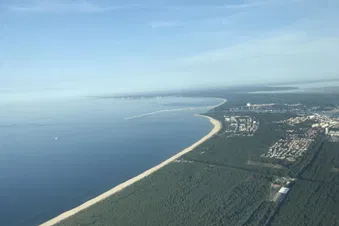 die Küste von der Insel aus 2