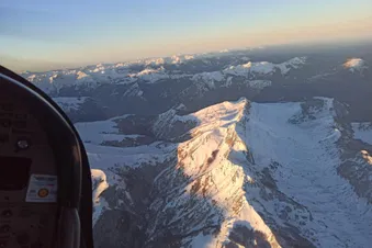 Survol du Pic du Midi et des vallées pyrénéennes depuis Pau