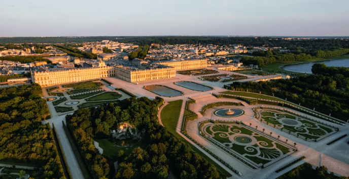 Les principaux Châteaux de l'ouest parisien depuis le ciel