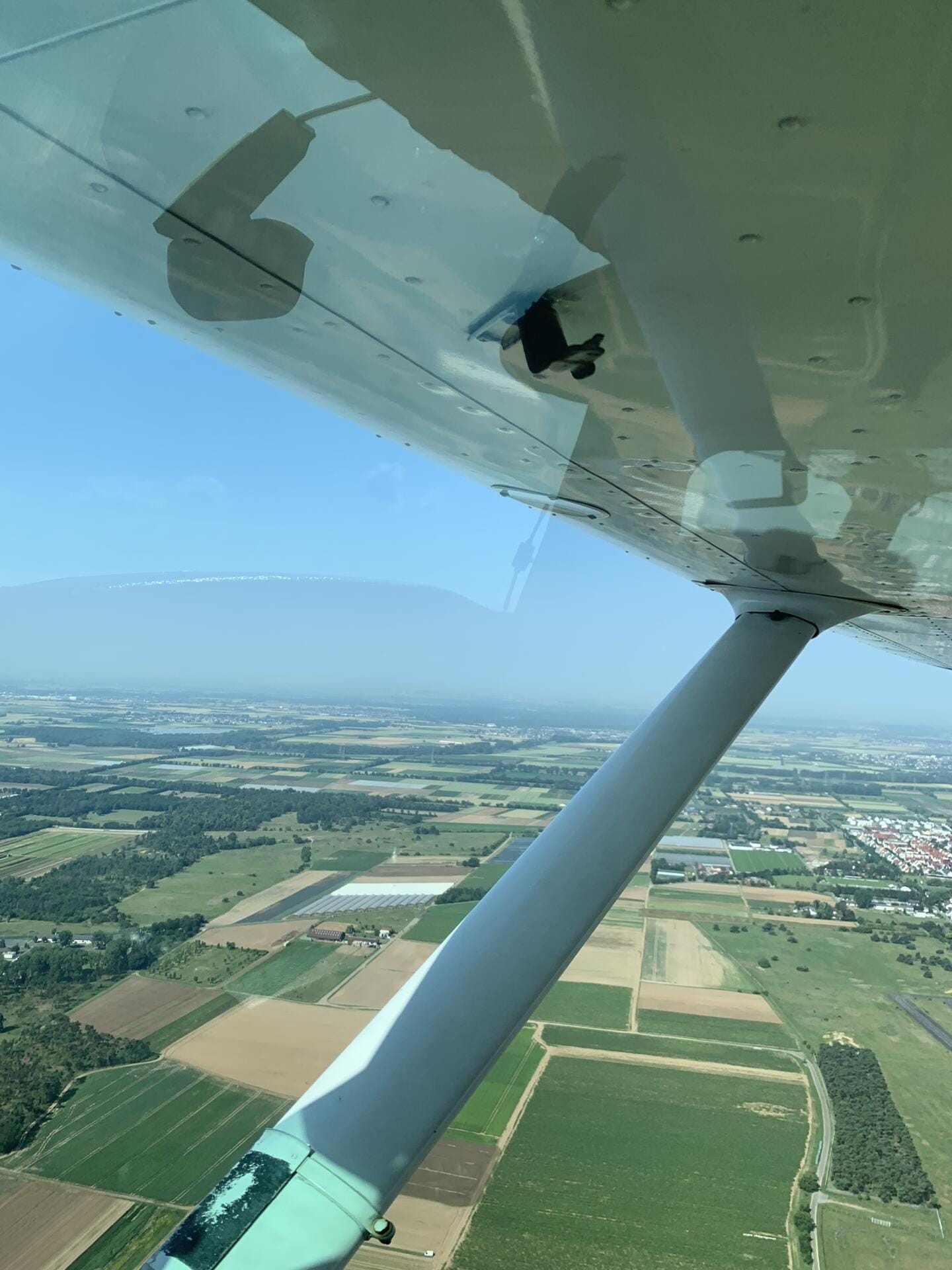 Quick Sky Tour Over Frankfurt & the Rhine