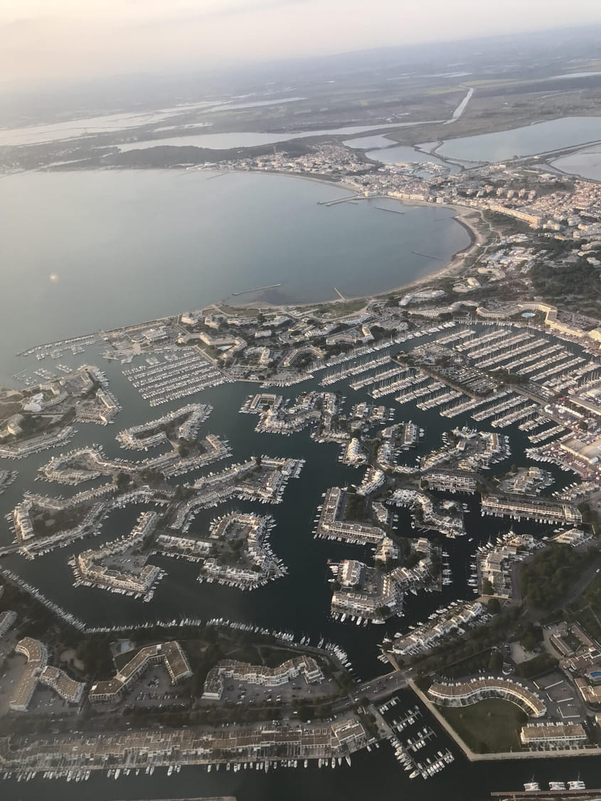La côte au sud de Montpellier et le lac du Salagou