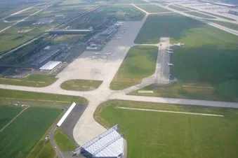 Flughafen Leipzig, Vorfeld Süd