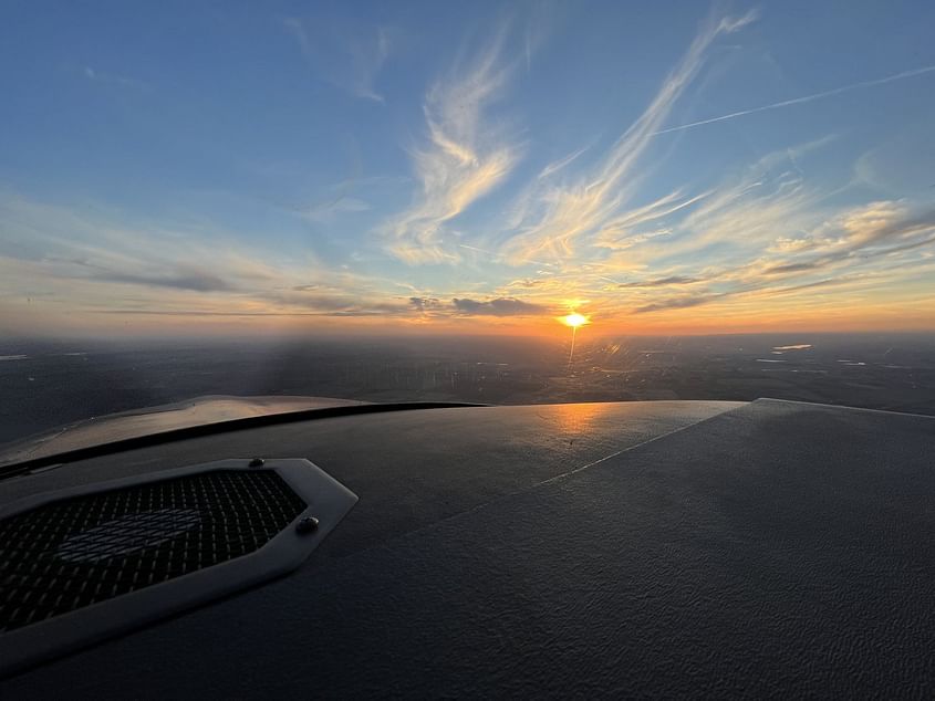 Sonnenuntergang Rundflug Halle Oppin C182 30 min