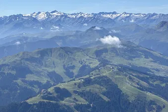 Scenic Flight Around Zugspitze & Füssen & Neuschwanstein