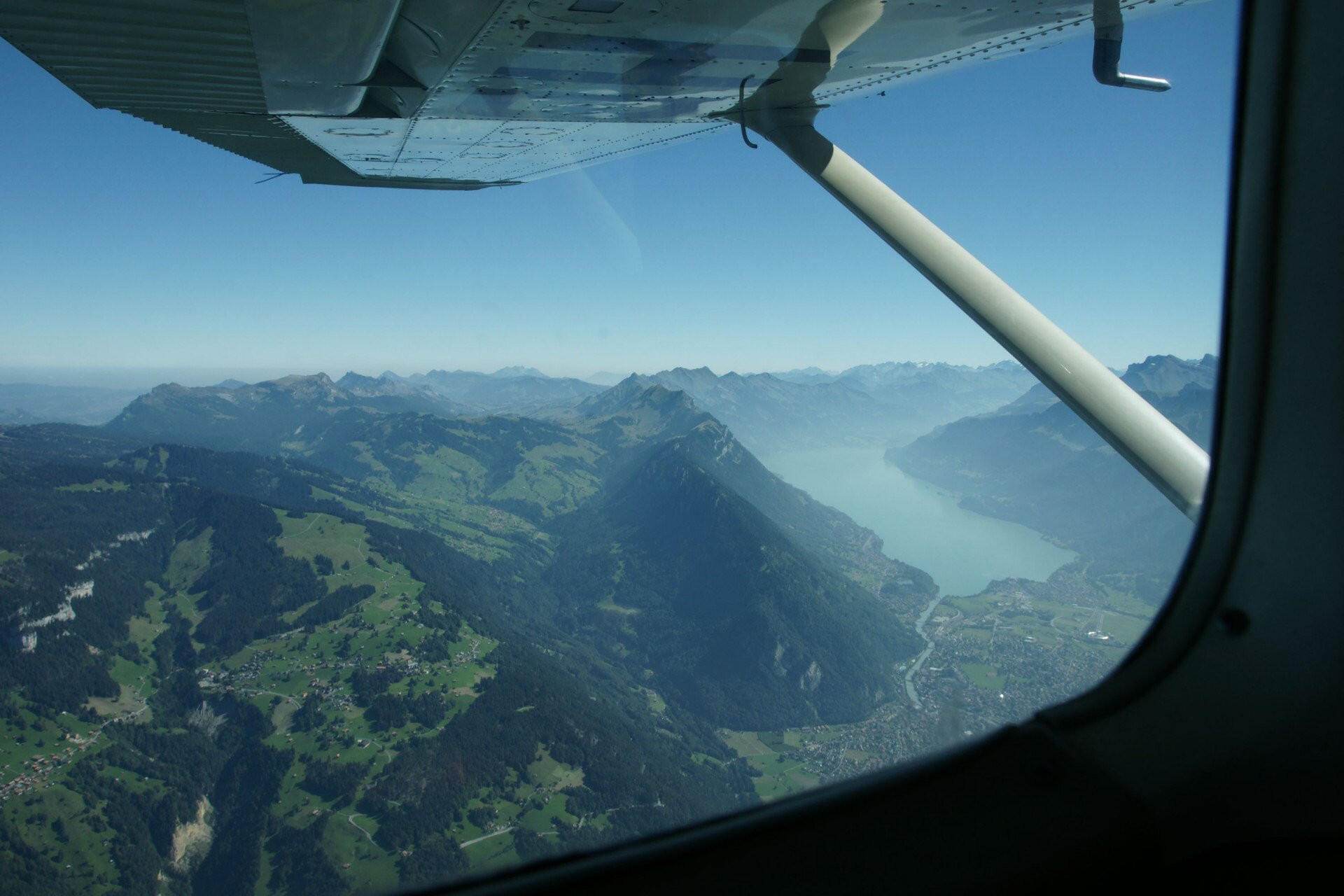 Für eine Pizza ab Bern nach Locarno (DA50)