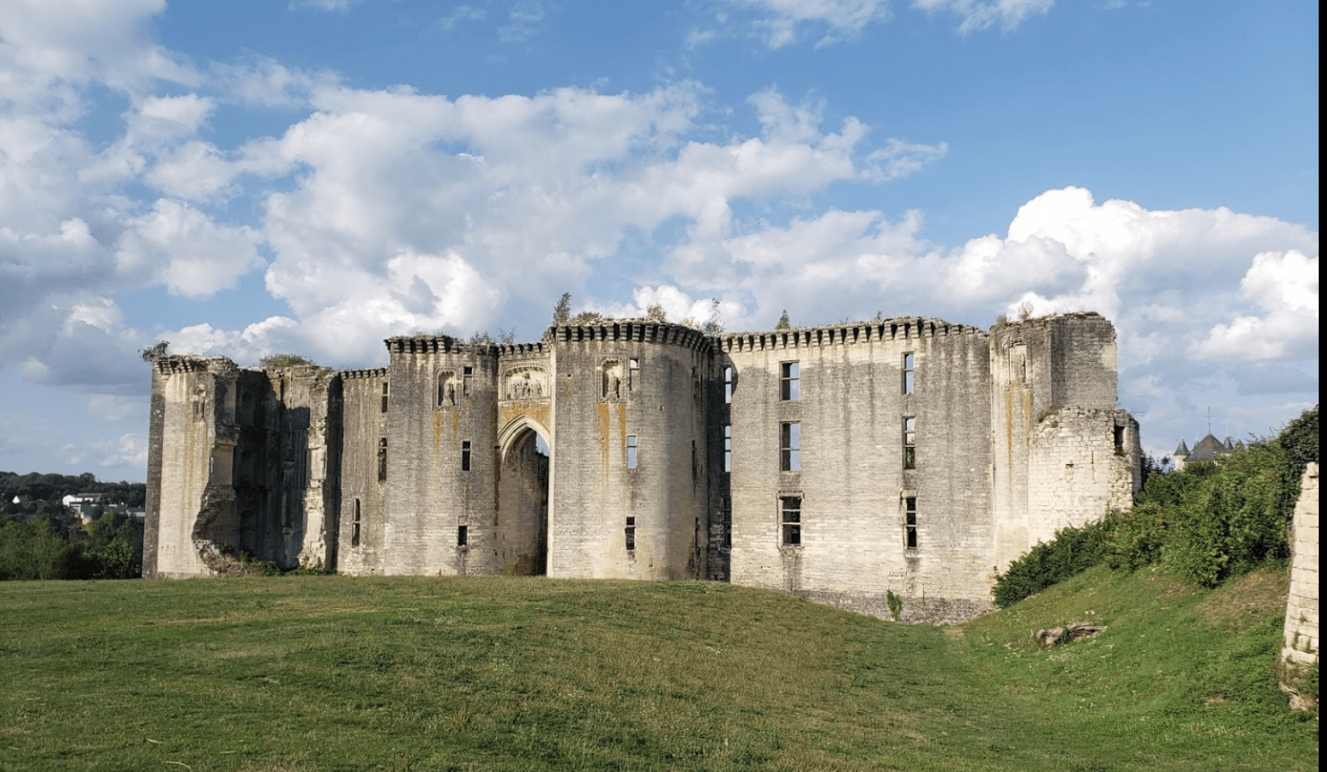 Survol du Château de Pierrefonds