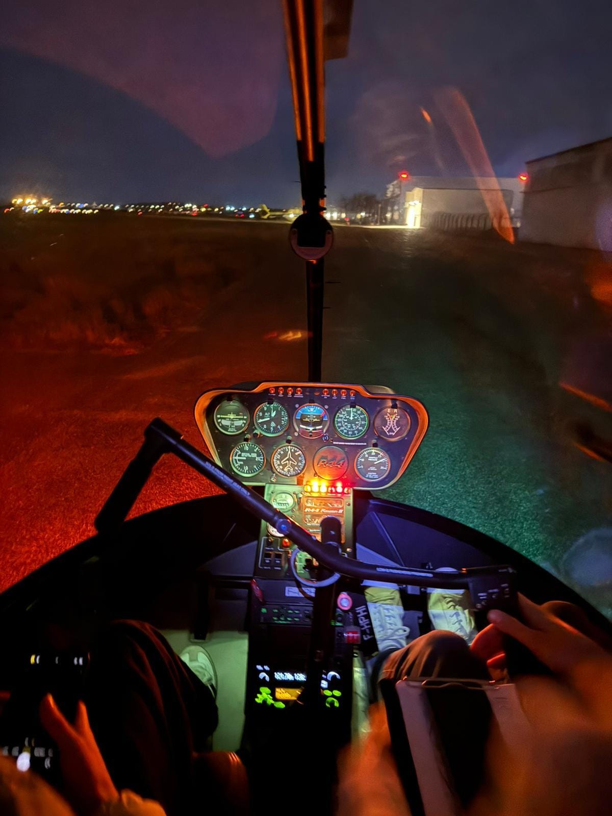 Vol de nuit en hélicoptère autour de Lyon