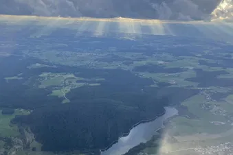 Balade aérienne au dessus du Pilat et des gorges de la Loire