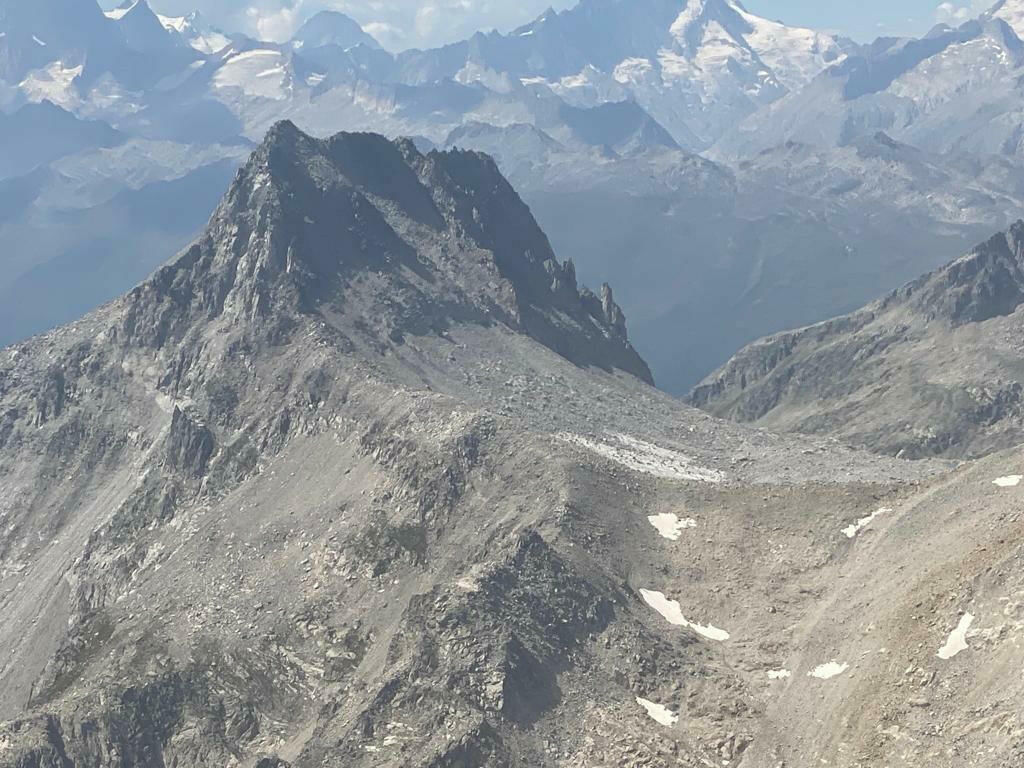 Survol des alpes avec pause midi à Locarno ou Lugano